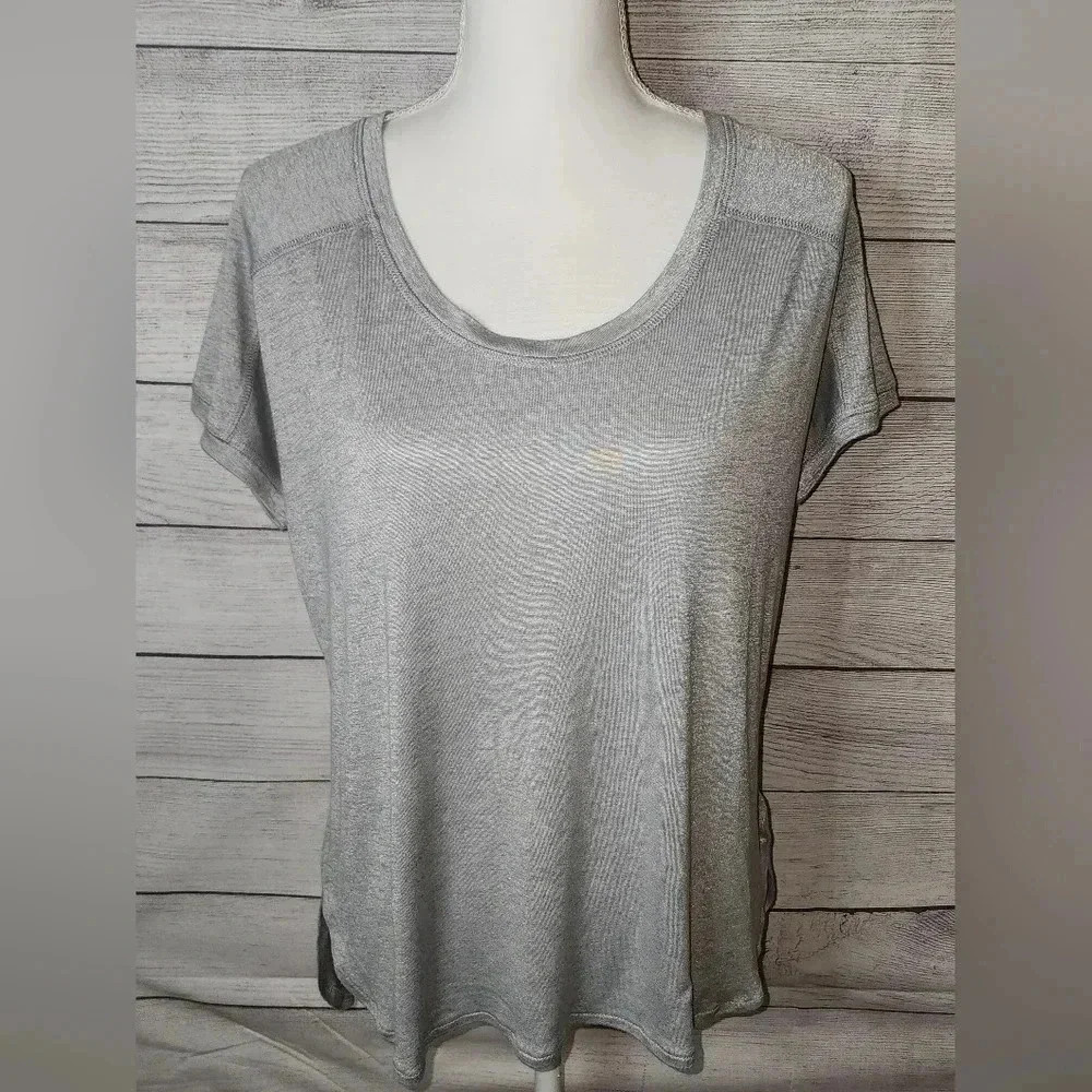 Cynthia Rowley dolman sleeve tee size large